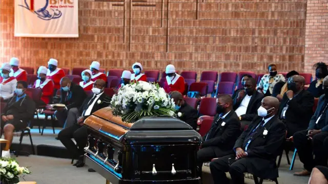 Hlengiwe Mkhize burial
