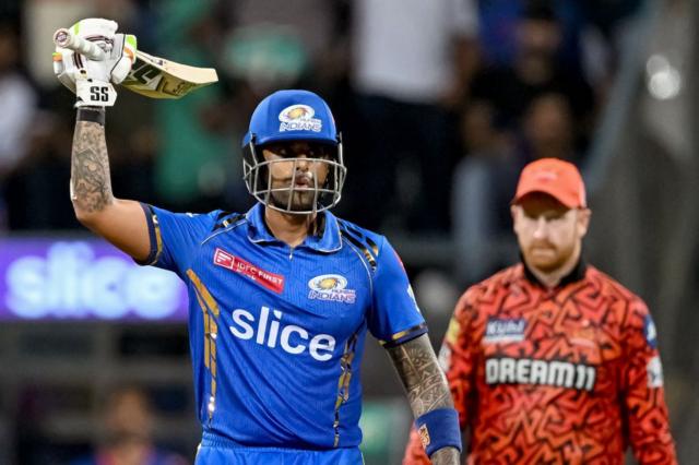 மும்பை ஹைதராபாத்