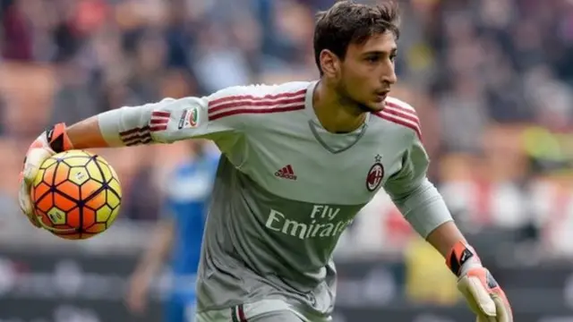 Donnarumma ne mai tsaron raga na biyu mafi karancin shekaru da ya shiga gasar Italiya ta Serie A