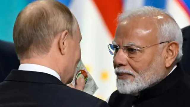 யுக்ரேன் போருக்கு முன்பு 2021 ஆம் ஆண்டில் வெறும் 13 பில்லியன் டாலர்களாக இருந்த ரஷ்யாவிற்கும் இந்தியாவிற்கும் இடையிலான இருதரப்பு வர்த்தகம் 2024-25 ஆம் ஆண்டில் 68 பில்லியன் டாலர்களை எட்டும் என்று எதிர்பார்க்கப்படுகிறது. இருப்பினும், இந்தியாவின் எண்ணெய் இறக்குமதி இந்த வளர்ச்சிக்கு மிகப்பெரிய பங்களிப்பு செய்கிறது.
