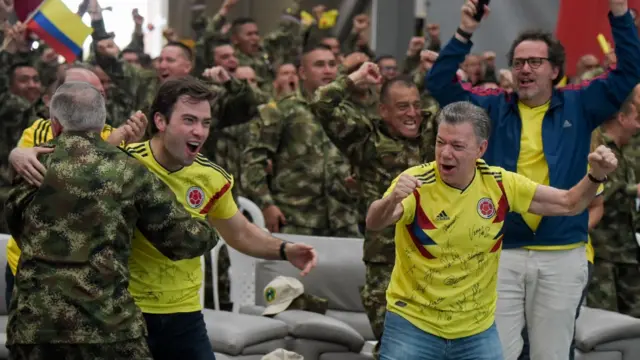 Juan Manuel Santos con su hijo Esteban