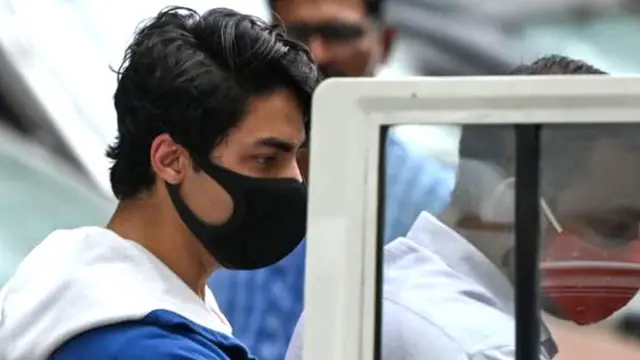 આર્યન ખાન ડ્રગ્સના કેસમાં જામીન પર જેલમાંથી બહાર