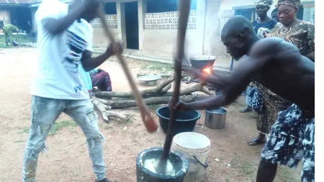 Awọn ọkunrin to n gun iyan