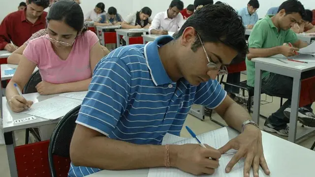 ધોરણ 10ની પૂરક પરીક્ષામાં એક લાખથી વધુ વિદ્યાર્થીઓ નાપાસ