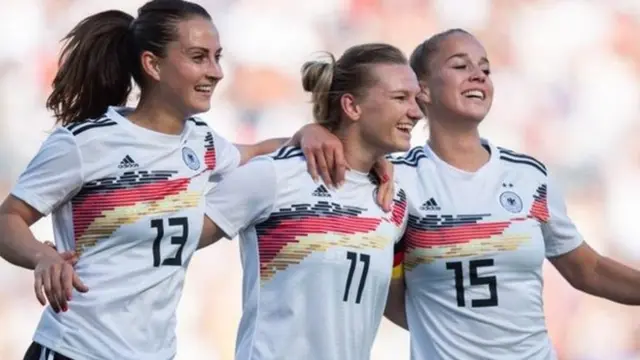 فوتبال زنان