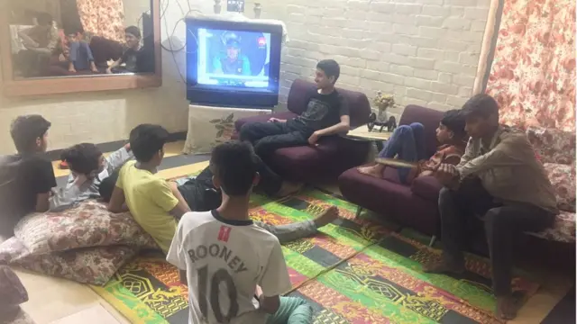 لاہور کی سڑکیں ویران