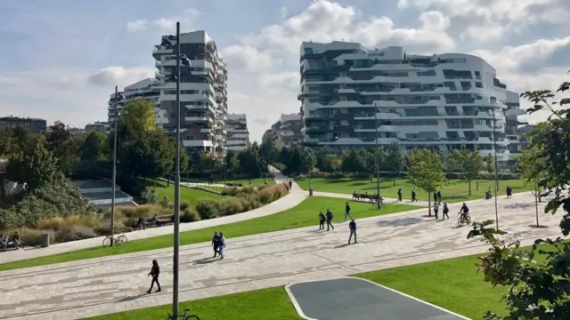 밀라노의 새로운 '시티라이프' 지구는 유럽 최대 규모의 자동차 없는 지역이다