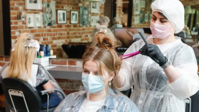 Работа парикмахерского салона в Москве