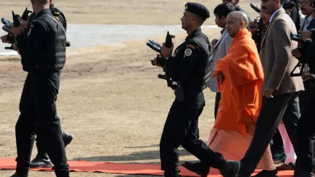 योगी आदित्यनाथ