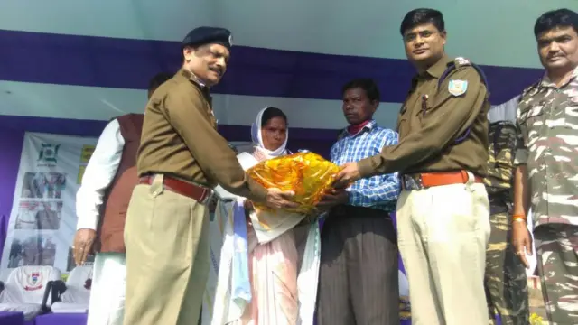 सूरज कोरबा और उनकी पत्नी सुशीला कोरबा