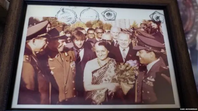 ਰਾਕੇਸ਼ ਸ਼ਰਮਾ, ਇੰਦਰਾ ਗਾਂਧੀ