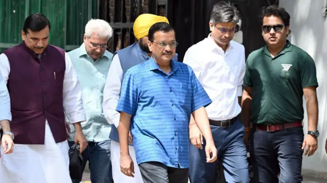 अरविंद केजरीवाल 