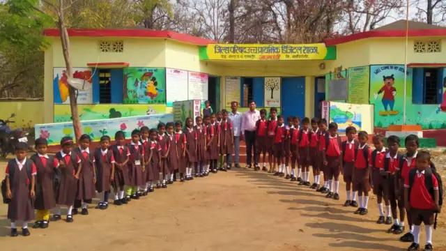 शिक्षक दिनः गडचिरोलीतल्या मांतय्या गुरुजींनी शाळेमधून असा केला गावाचा कायापालट