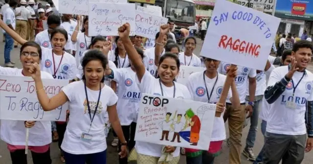 கோவையில் ஜூனியருக்கு மொட்டை அடித்து ராகிங் செய்த சீனியர்கள் - என்ன நடந்தது?