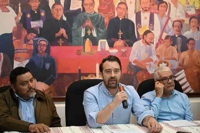 Dirigentes de Cristosal comunican su decisión desde Guatemala.