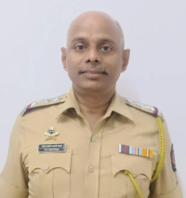 बीकेसी पोलीस ठाण्याचे वरिष्ठ पोलीस निरीक्षक योगेश चव्हाण.