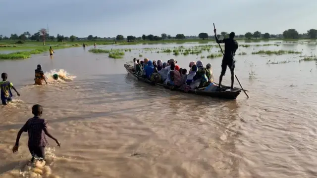 Mutane a cikin kwale-kwale