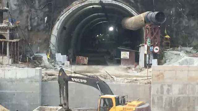 सिलक्यारा सुरंग