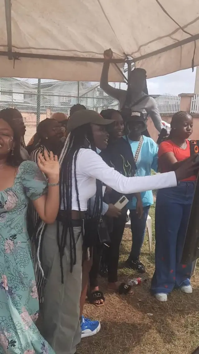 Pipo wey dey do Korean Karaoke