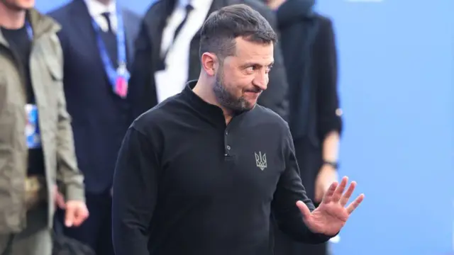 Президент України Володимир Зеленський на саміті Європейського політичного співтовариства на Puškas Arena 7 листопада 2024 року в Будапешті, Угорщина.