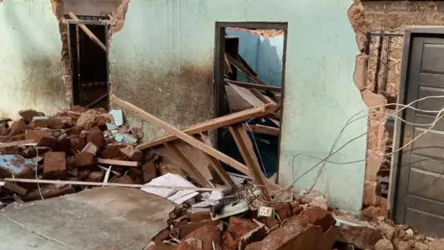 Bee nwaanyị ajadu , Ifeyinwa Okechi akụtụrụ