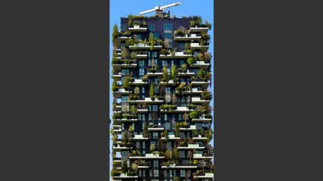 بناية بوسكو فرتيكالي في ميلانو بإيطاليا