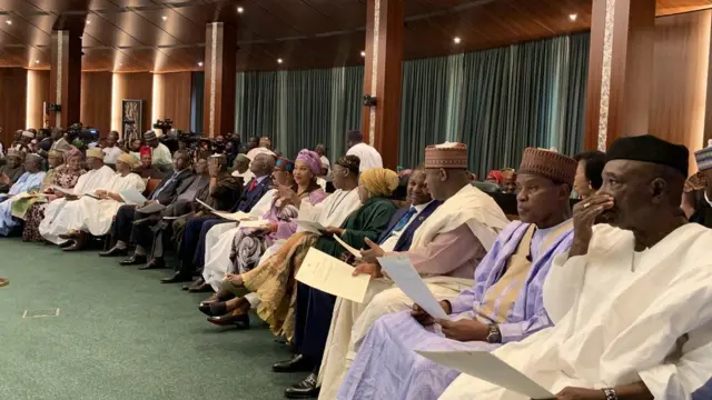 Ndị mịnịsta ọhụrụ