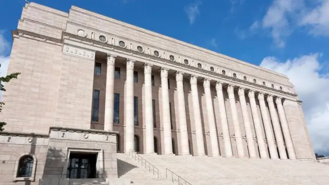 Casa del Parlamento, Finlandia, 1926-31