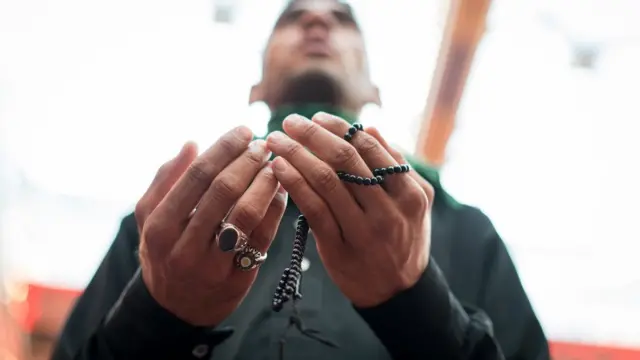 இஸ்லாத்தை `பாதுகாப்பதற்கான' மசோதா: பாகிஸ்தானில் தொடரும் சர்ச்சை