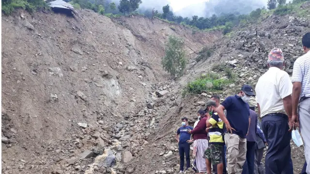 बाग्लुङ पहिरो