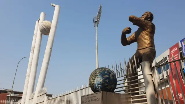 শেরে বাংলা জাতীয় ক্রিকেট স্টেডিয়াম।