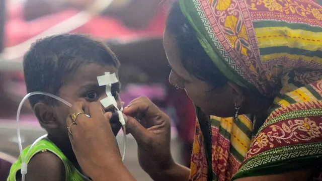 دماغی بخار سے متاثر ایک بچہ