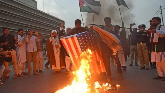 पाकिस्तान में विरोध प्रदर्शन