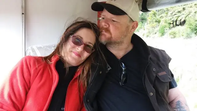 Nicole Evans n'umugabo wiwe