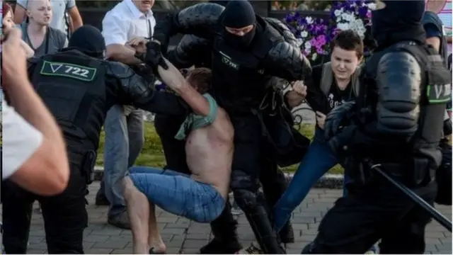 明斯克抗議示威