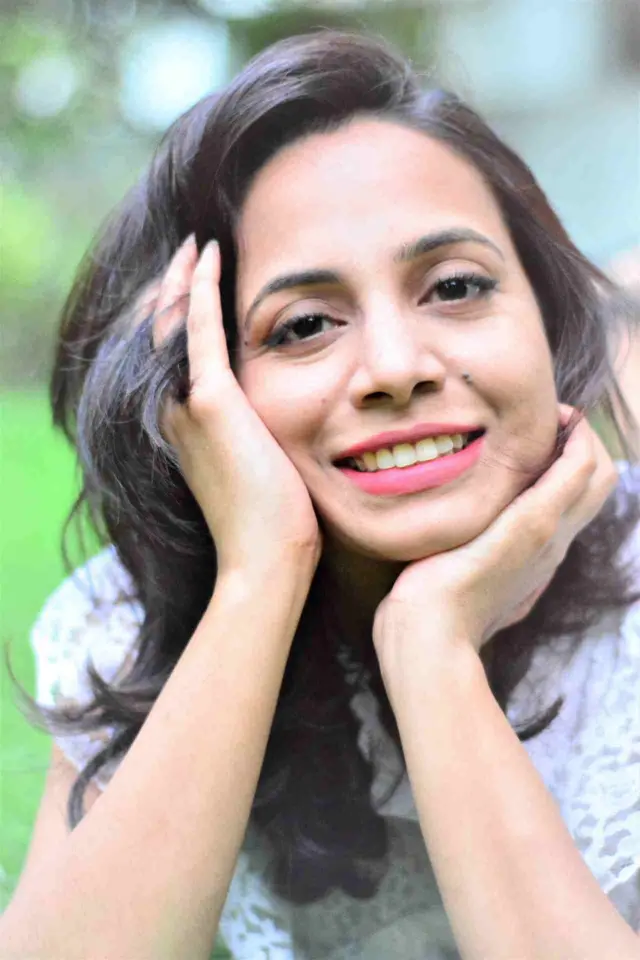 பிரகதி சிங், டாக்டர்