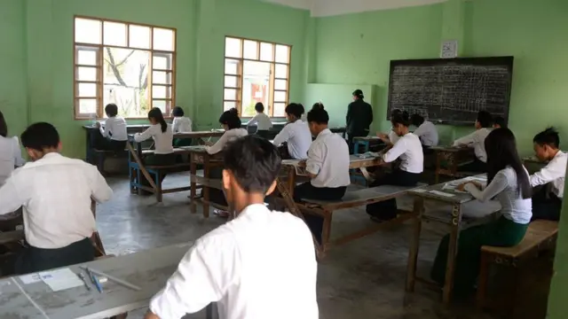 ကျောင်းအပ်နှံရေးရက်သတ္တပတ်ကို ဇူလိုင် ၁၄ မှာ စတင်ဖို့ရှိပါတယ်။ ကျောင်းသားနဲ့ မိဘ တစ်ဦးသာ လိုက်ပါအပ်နှံရမှာပါ။