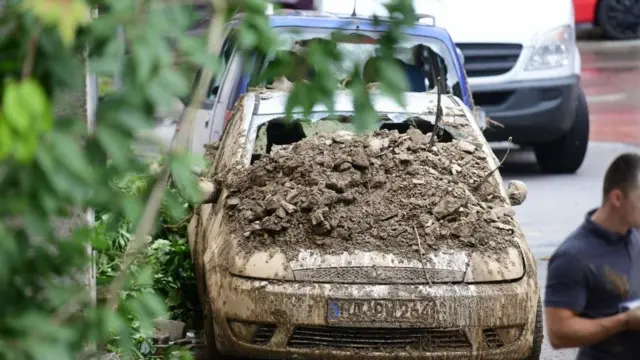 जर्मनी आणि बेल्जियममध्ये पुरामुळे हाहाःकार