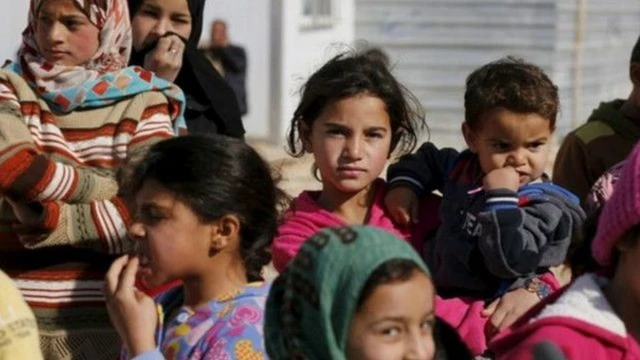 أطفال لاجئين سوريين.