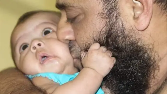 মেয়ের সঙ্গে এই ছবিটি পাঠিয়েছেন পিতা মো: শামসুদ্দোহা