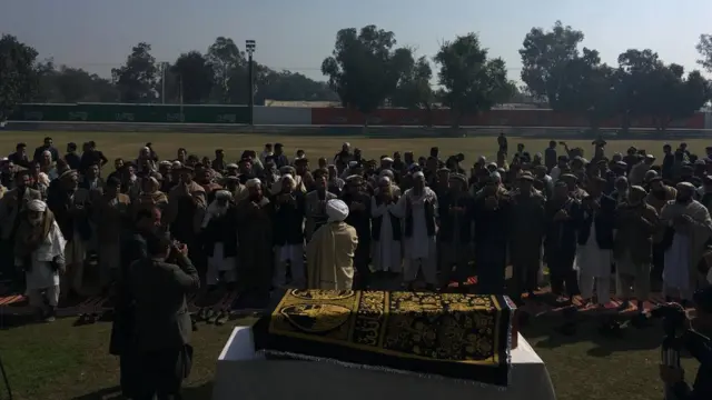 بختانی خدمتګار