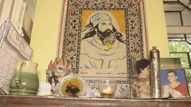 પારસી પરિવારા ઘરની તસવીર