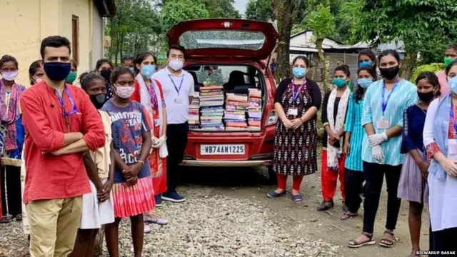 ਅਨਿਰਬਾਨ ਨੰਦੀ ਅਤੇ ਪੌਲਮੀ ਚਾਕੀ ਨੰਦੀ