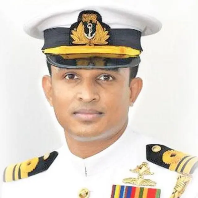 கடற்படை ஊடகப் பேச்சாளர் லெப்டினன் கொமாண்டர் இசுறு சூரியபண்டார