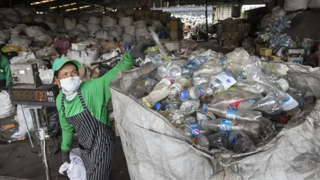 प्लास्टिक कचरा