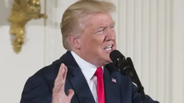 دونالد ترامپ، رئیس جمهور آمریکا از دیدار پسرش با وکیل روسی دفاع کرده است