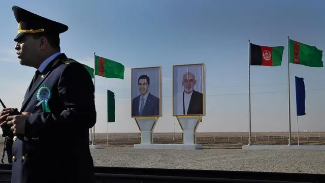 د اورګاډي د دغې پټلۍ ۸۵ کیلومتره به د ترکمنستان د ننه او تر ۳۰۰ کیلومتره ډېر د افغانستان له شمالي ولایتونو تېرېږي.