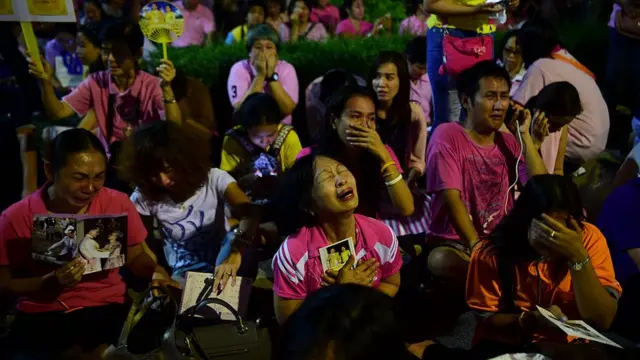 เสียงร่ำไห้ดังทั่ว รพ.ศิริราช