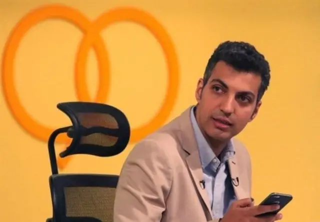 فردوسی پور از سال ۷۸ برنامه ۹۰ را اجرا کرده است