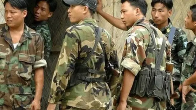 नगा विद्रोही